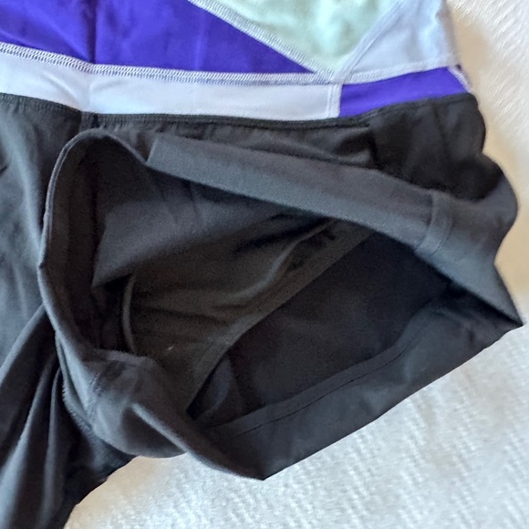 Lululemon Run Times Short, Size 4, Black & Purple - Picture 3 of 9